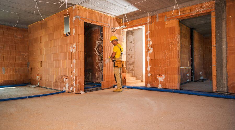 Expert Emergency Roof Repairs services in Ashley, IN